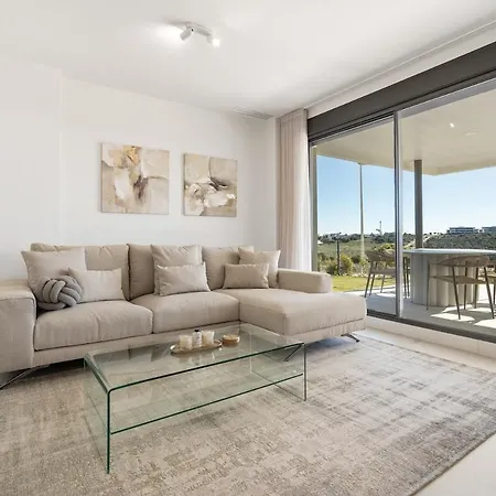 Modern 3-bedroom Camarate Hills Rdr556 * Estepona