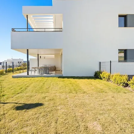 Lejlighed Modern 3-bedroom Camarate Hills Rdr556